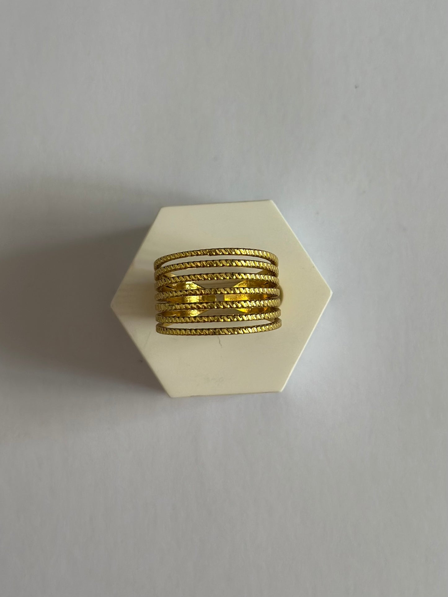 Anello Linda