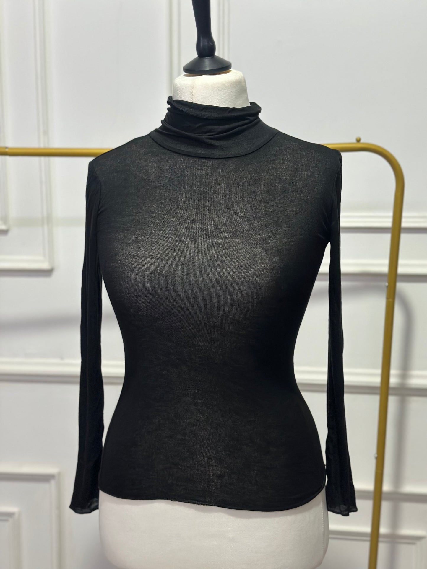 Maglia tessuto trasparente