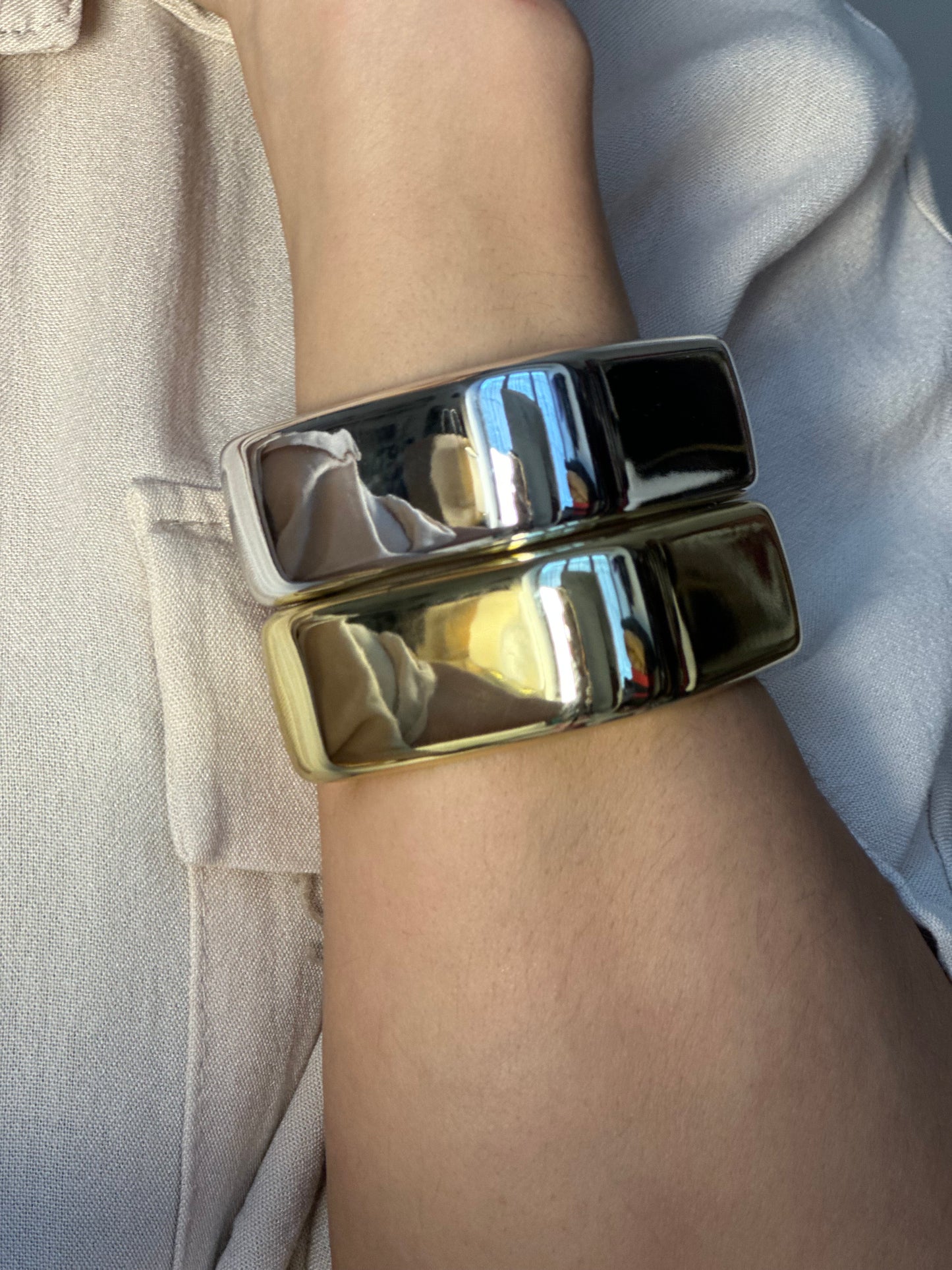 Bracciale rigido simple