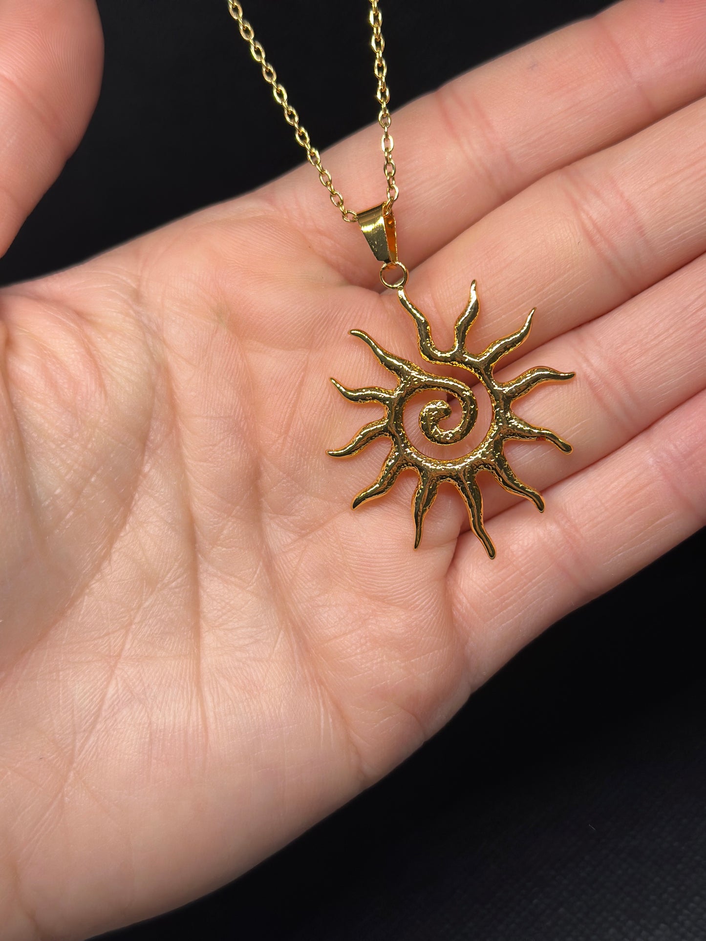 Collana Sun