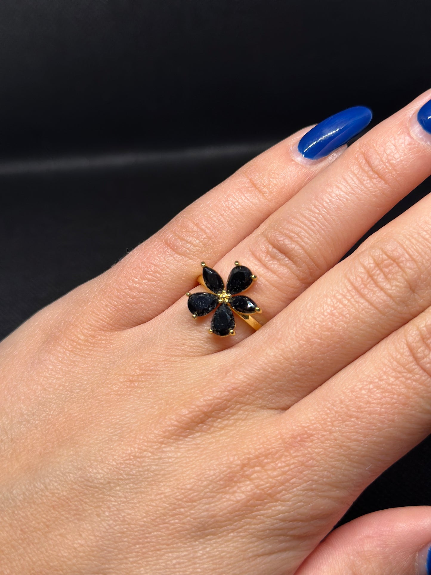 Anello flower