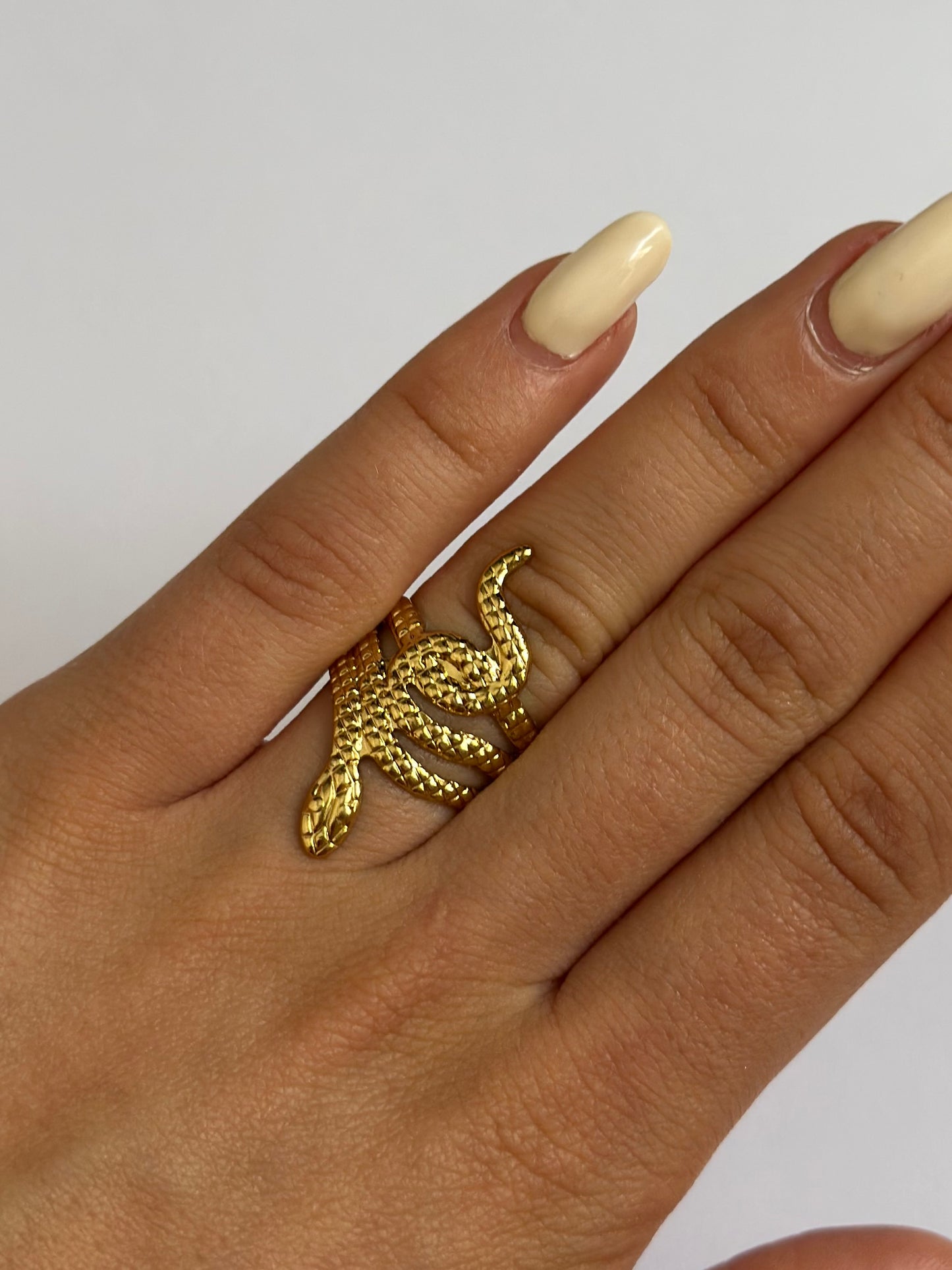 Anello luxury