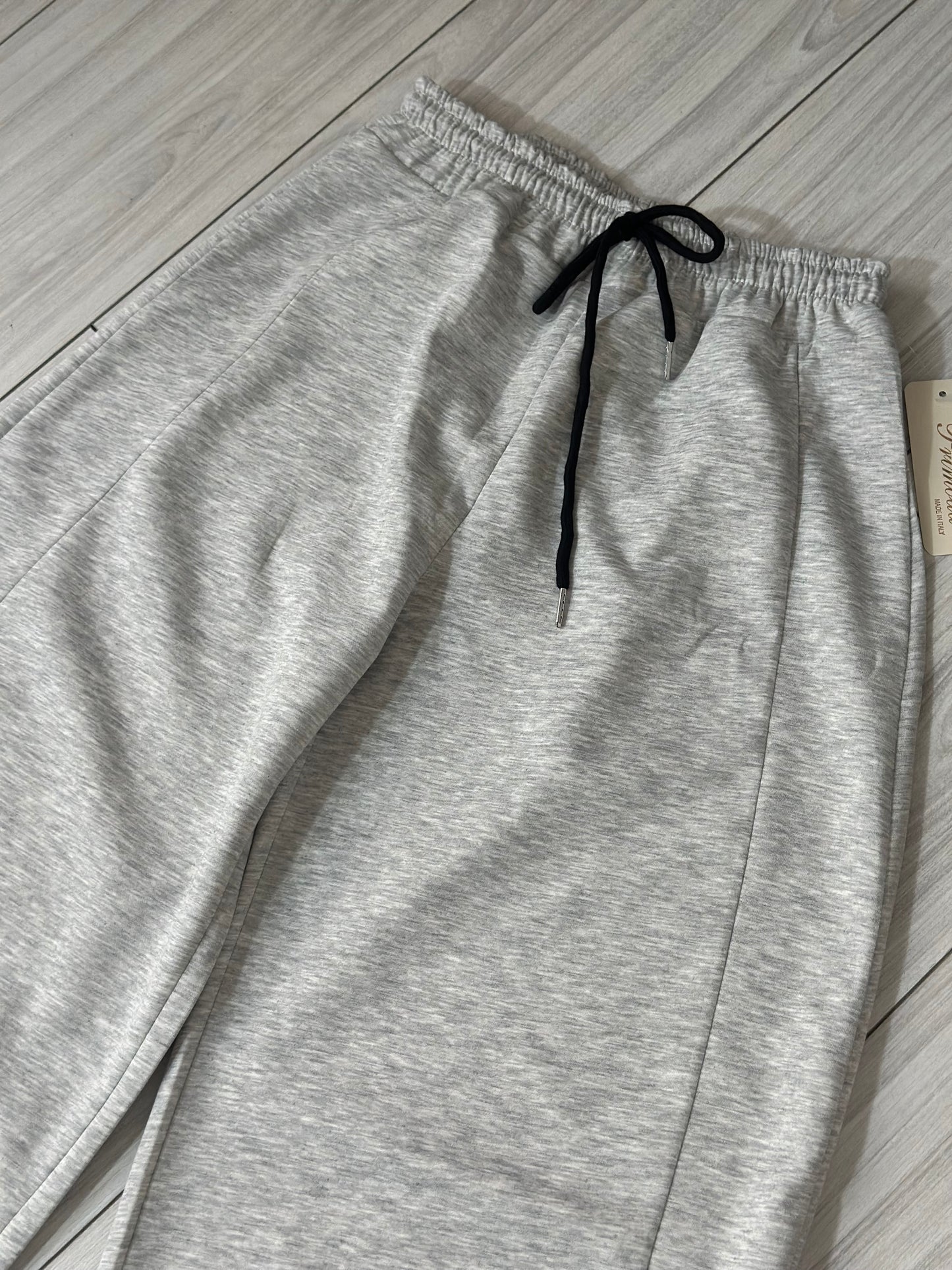 Pantalone monday