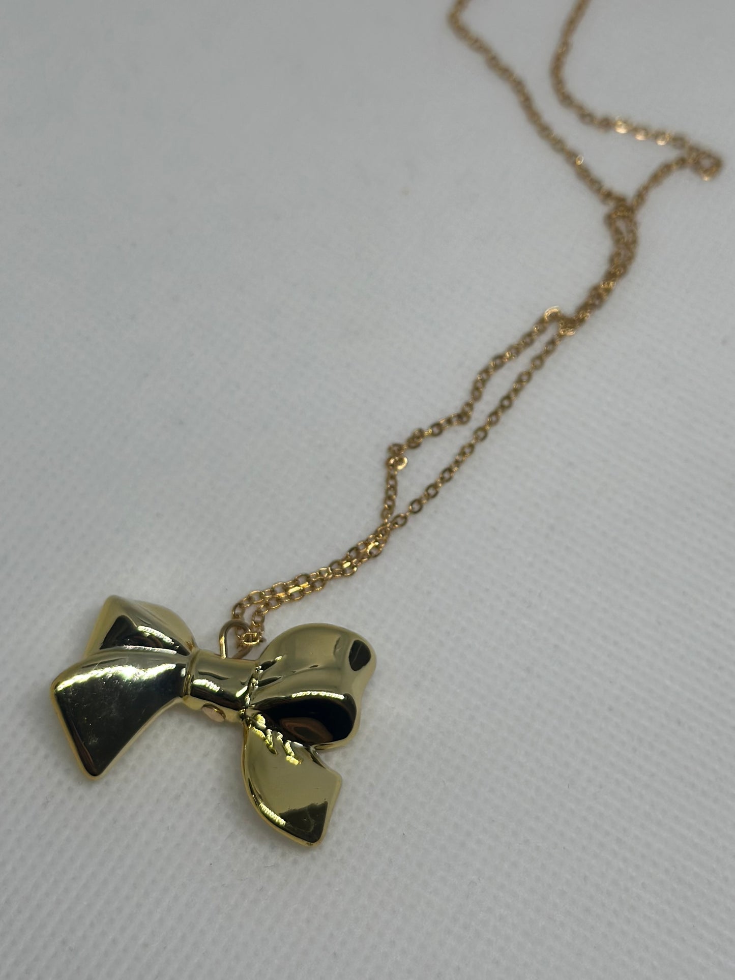 Collana fiocco