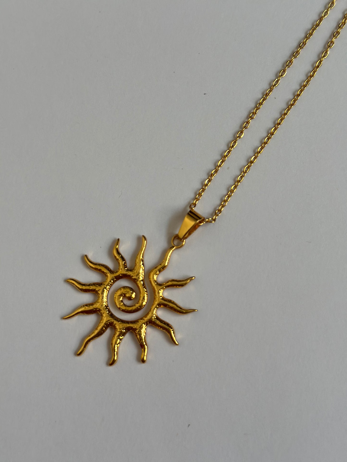Collana Sun