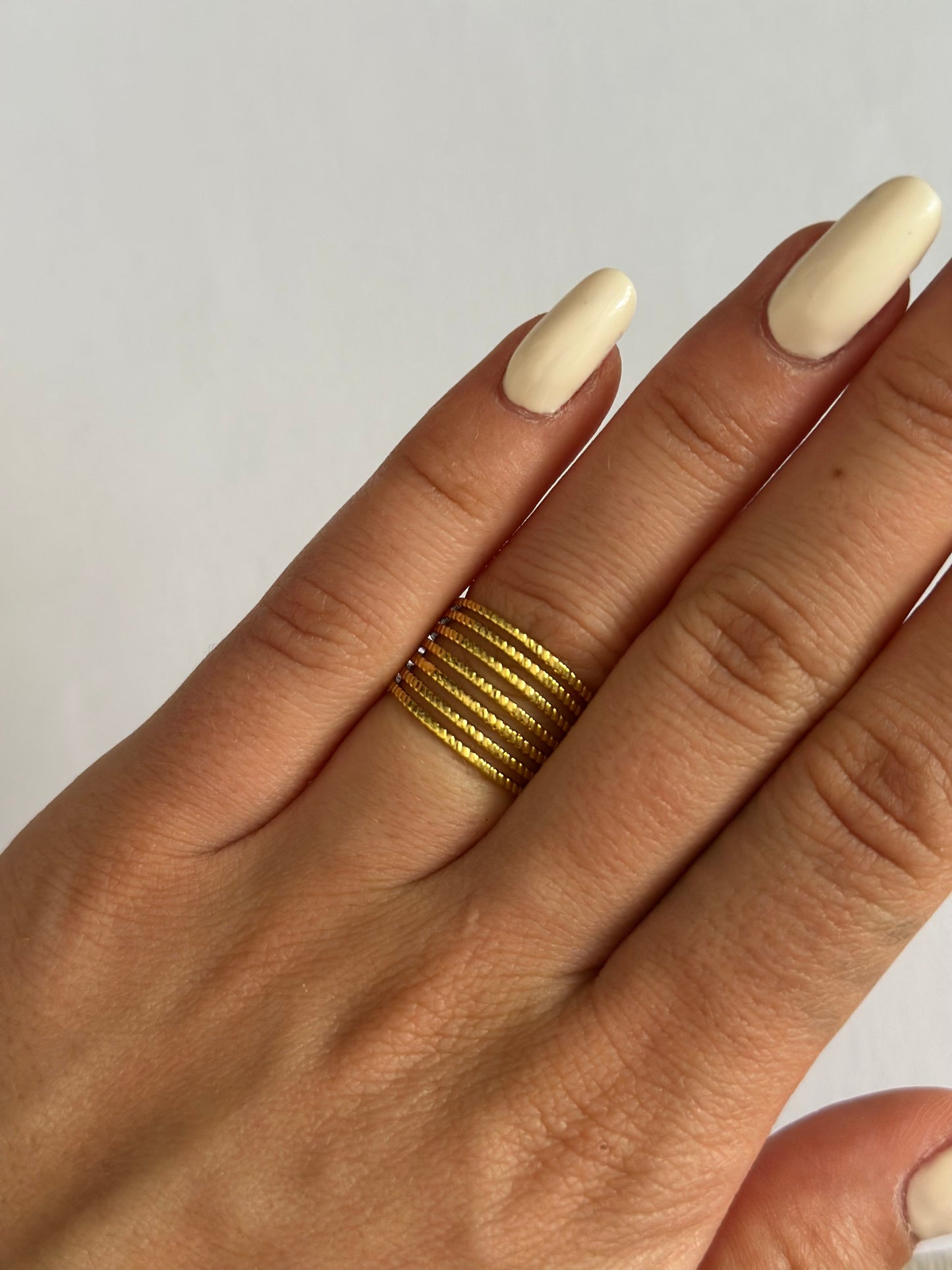 Anello Linda