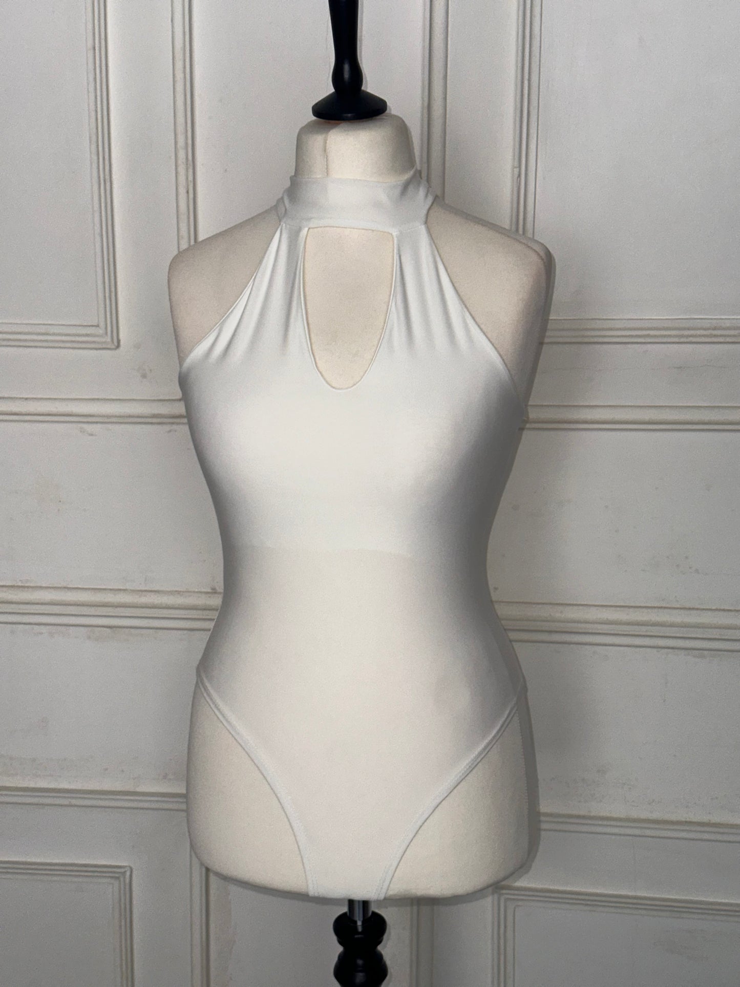 Body Lois