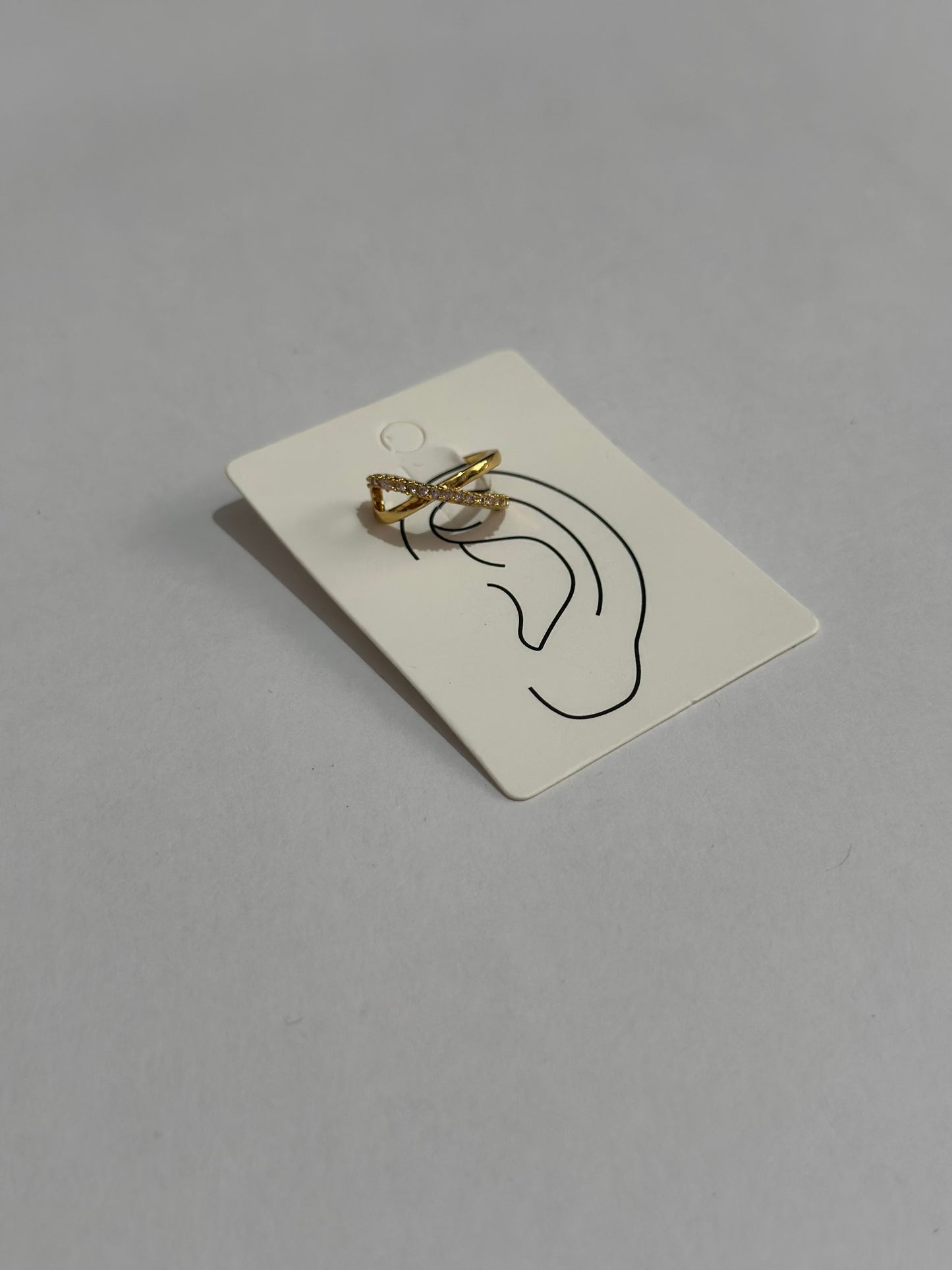 Ear cuff X