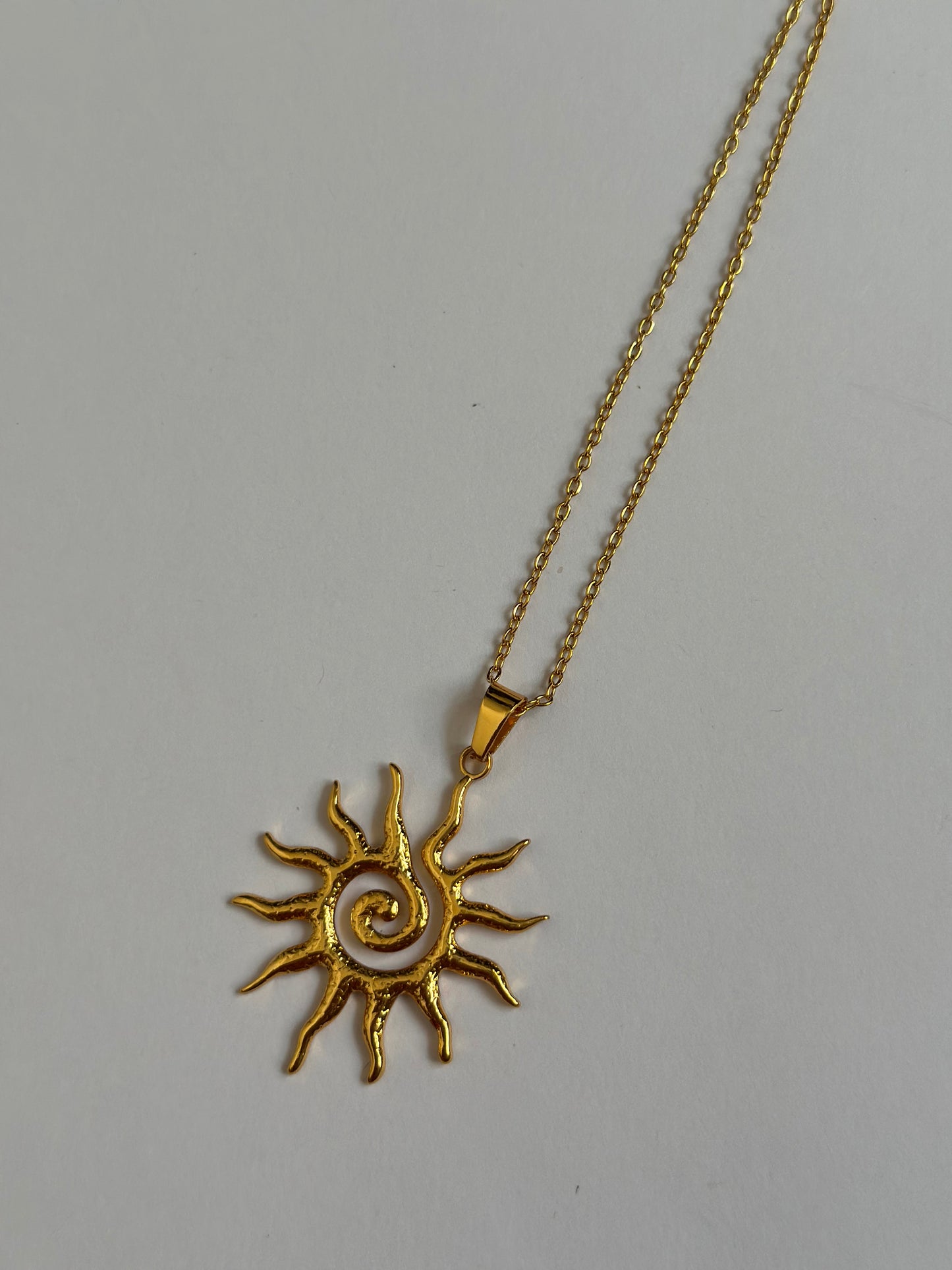 Collana Sun