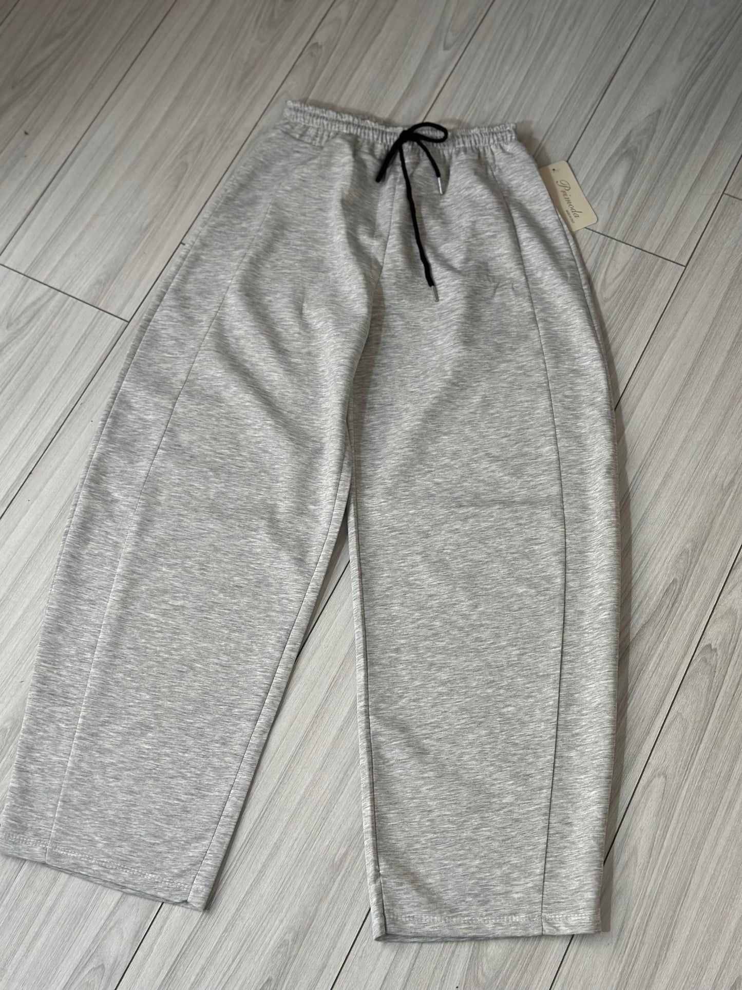 Pantalone monday