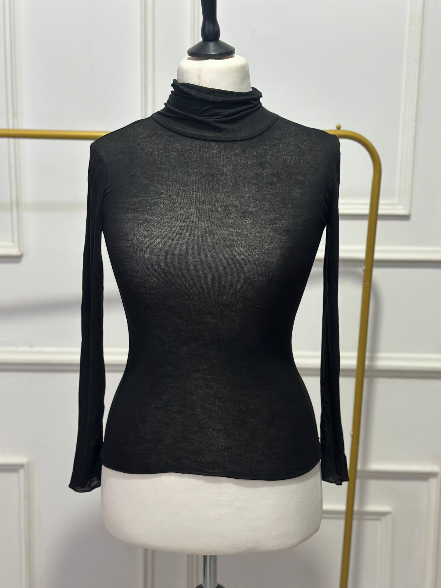 Maglia tessuto trasparente