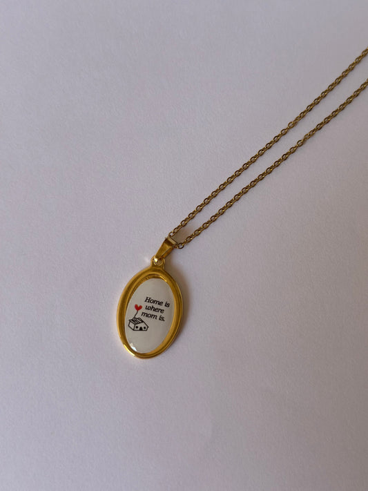 Collana Mom