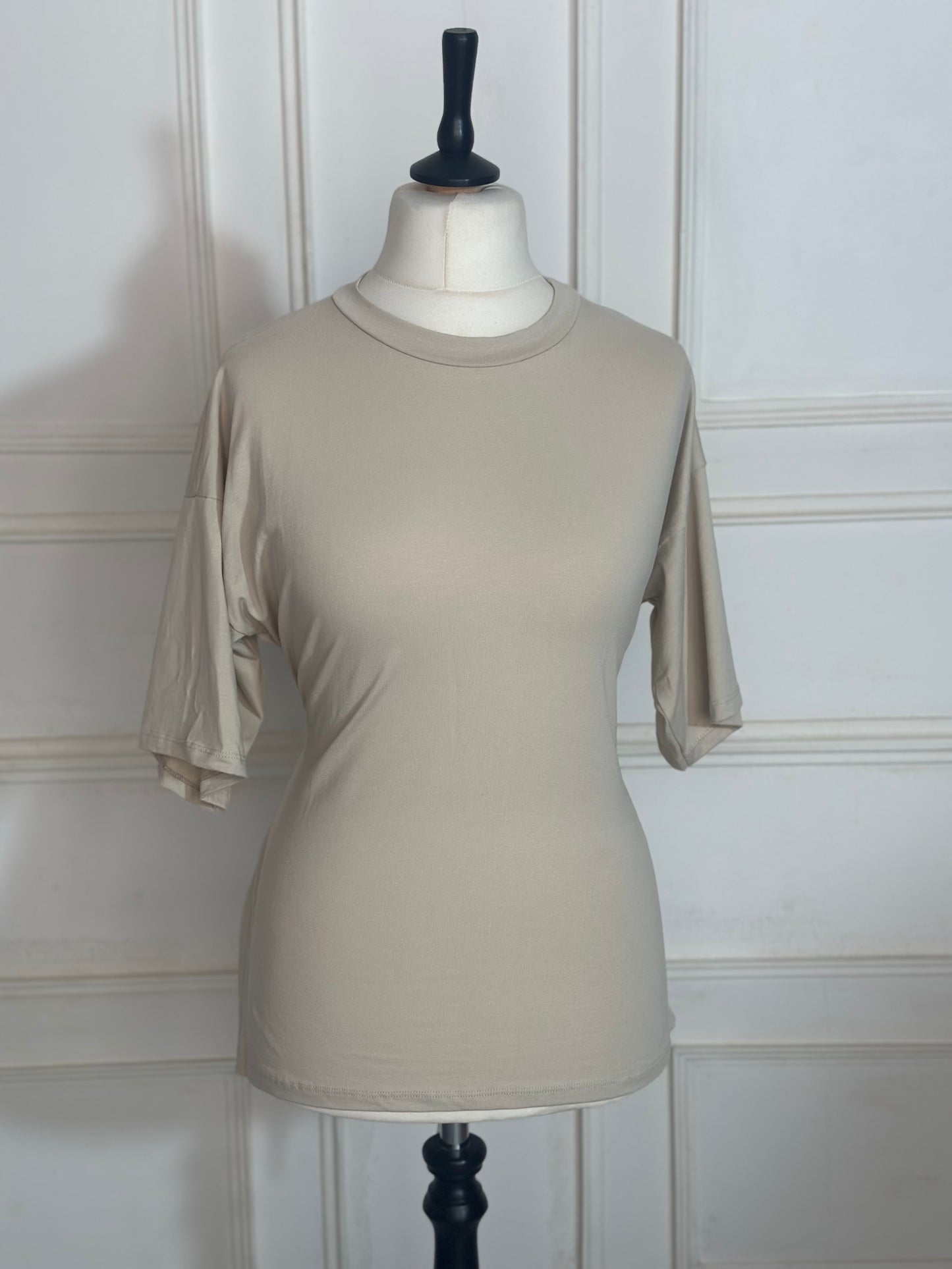 T-shirt laccio