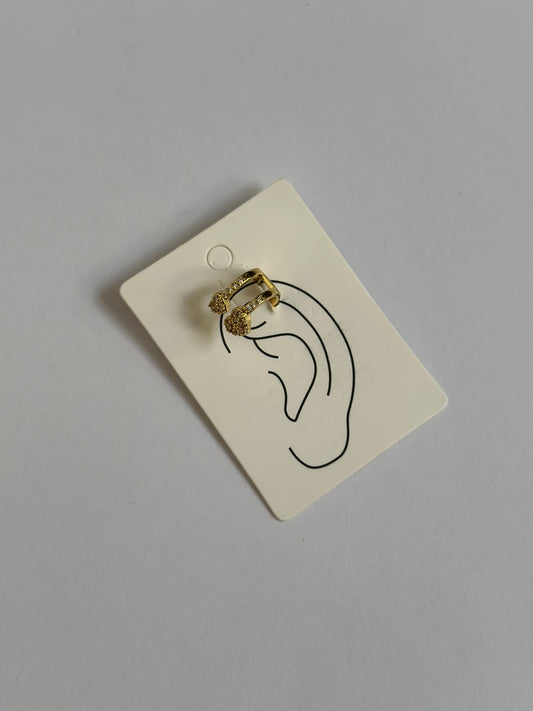 Ear cuff heart